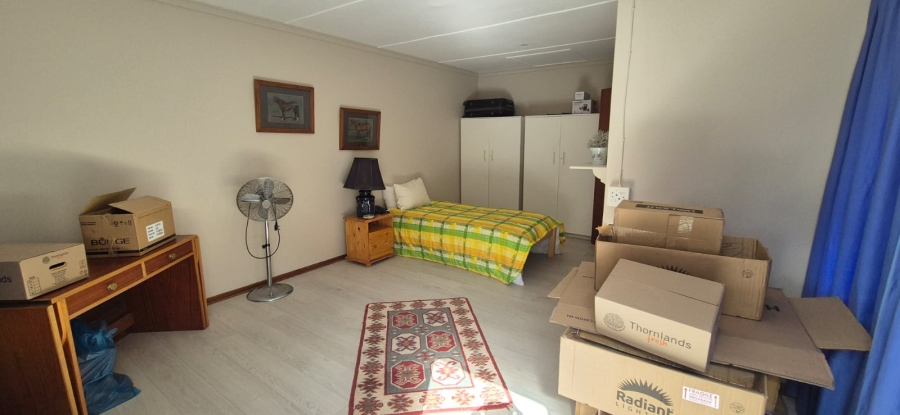 5 Bedroom Property for Sale in Hartenbos Central Western Cape